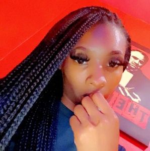 Meet your Posher, Monae